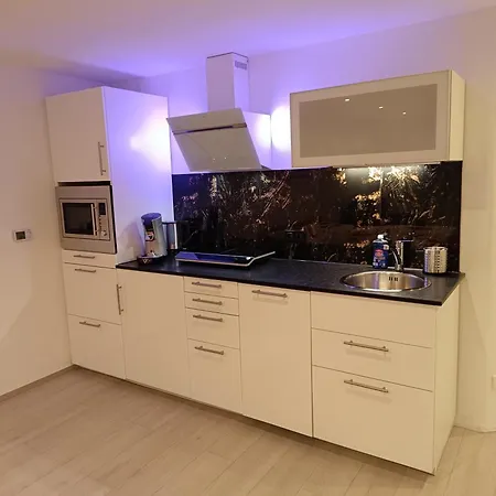 H2 Ap3 Mit Beheiztem Innenpool Und Sauna Apartman